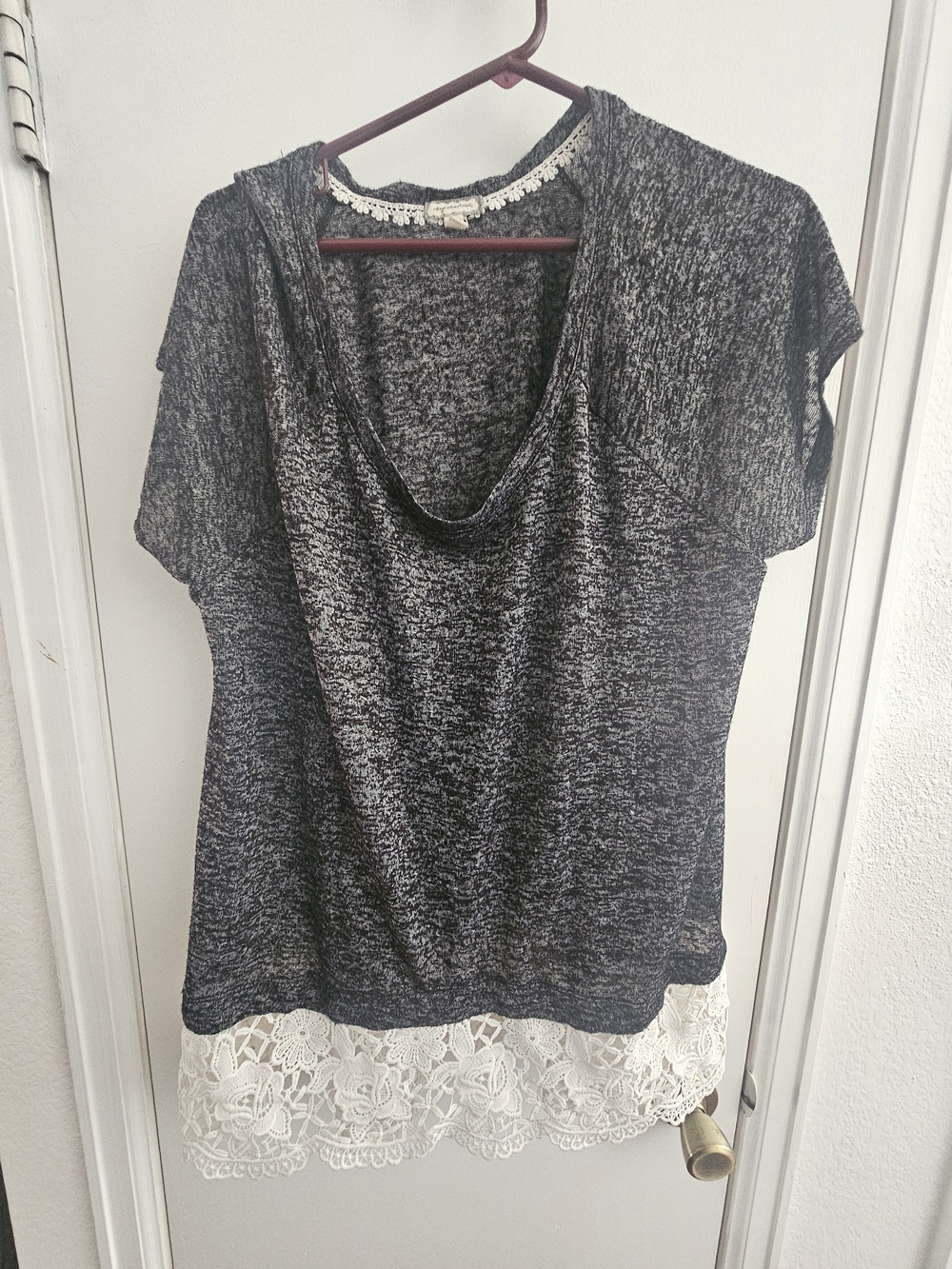Eyeshadow Black Heather Short Sleeve Top with White Lace Hem